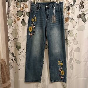 Embroidered Floral Straight-Leg Jeans - Blue